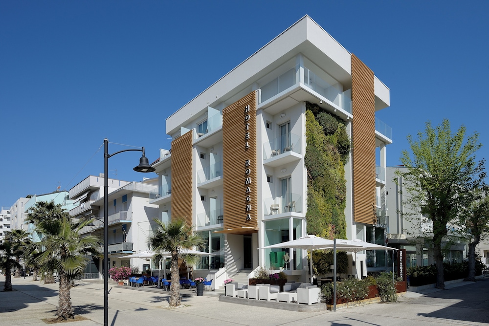 

Napoli - Riccione - Hotel Romagna