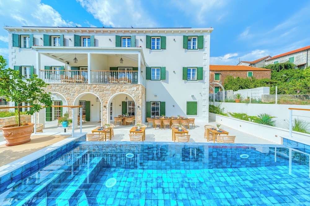 

Napoli - Postira, Brazza - Hotel Brattia, Adults Only, Heated Pool, A la Carte Breakfast, Postira, Brač Island