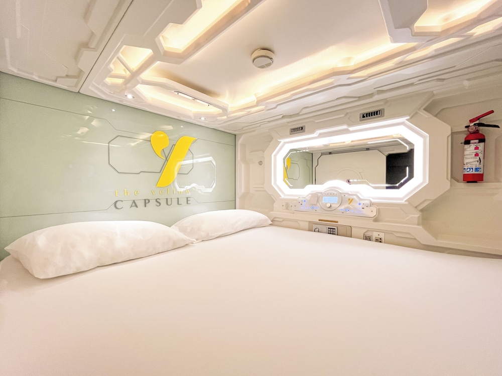 

Napoli - Cancun - The Yellow Capsule Cancun Close to Airport