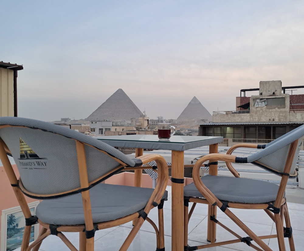 

Milano - Il Cairo - Pyramids Way Inn