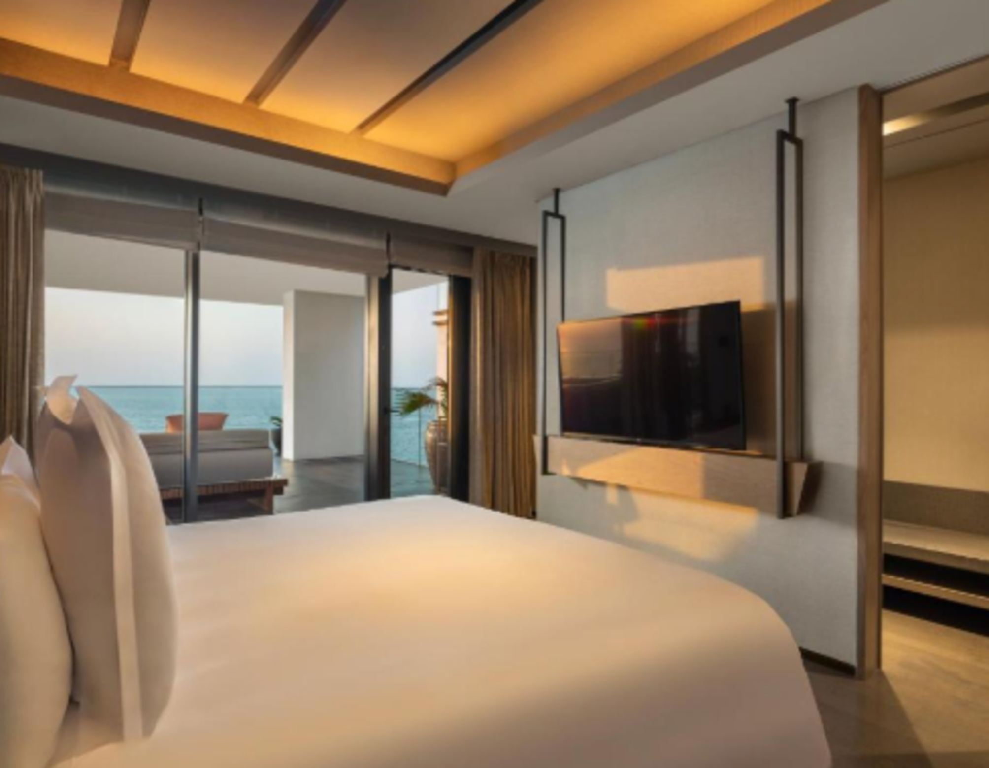 Harmony 2-Bedroom Oceanfront Presidential Suite