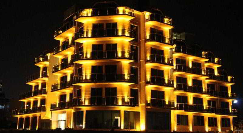 

Milano - Batumi - Legacy Hotel