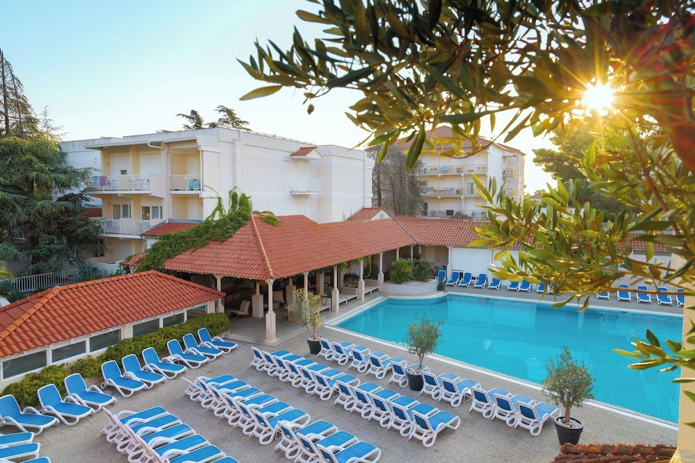 

Bologna - Supetar, Brazza - Hotel Waterman Kaktus