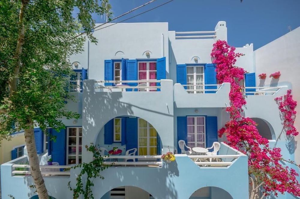 

Roma - Naxos, Isole Greche - Celeste Naxos