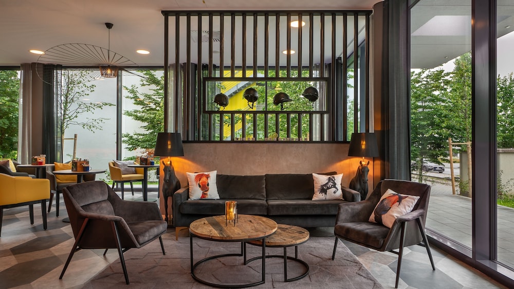 

Catania - Monaco di Baviera - Holiday Inn - the niu, FURY ASCHHEIM MESSE by IHG
