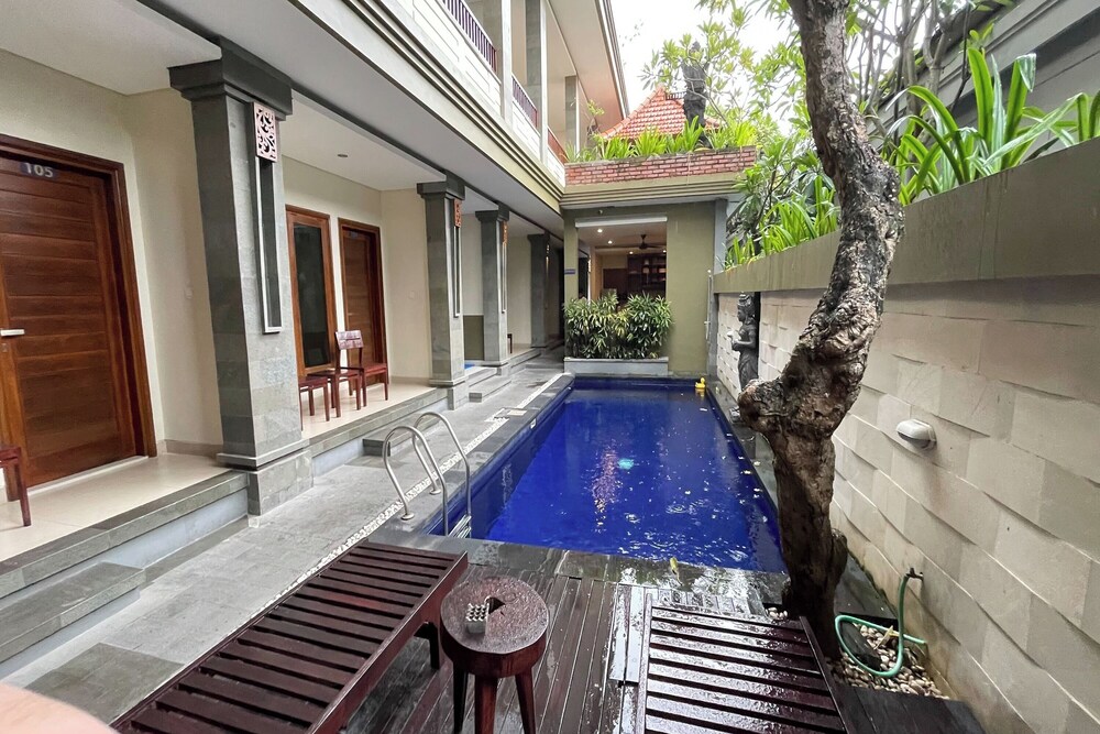 

Milano - Bali, Indonesia - Singgah Hotel Seminyak