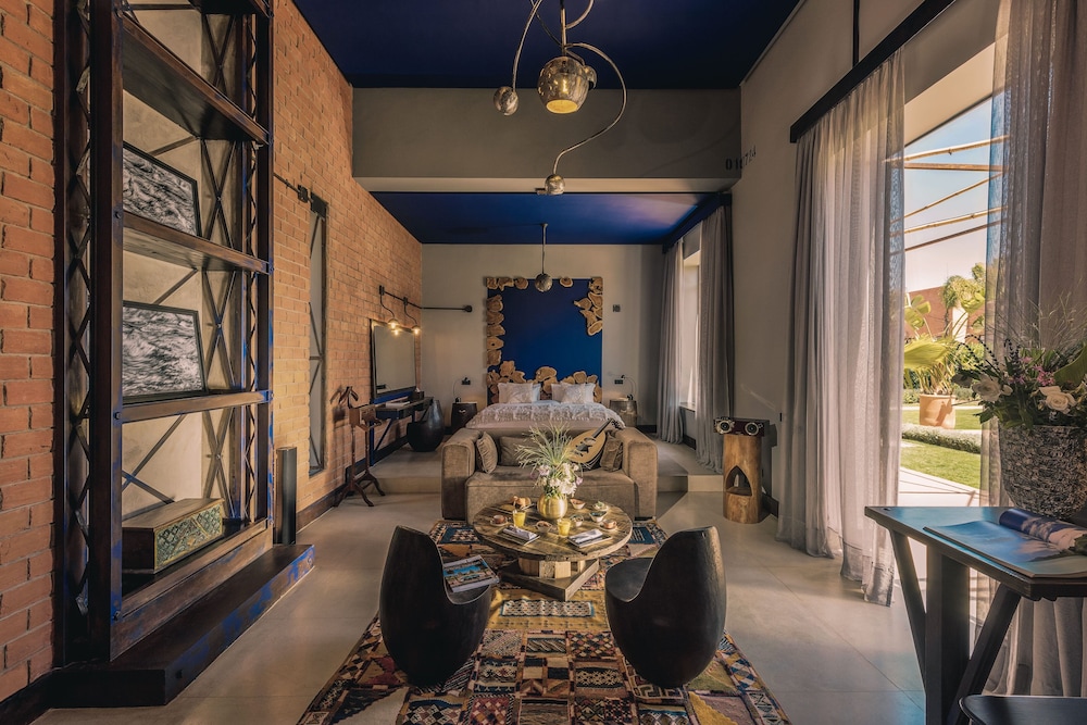 

Roma - Aït Hamid - The Source Hotel Music & Spa