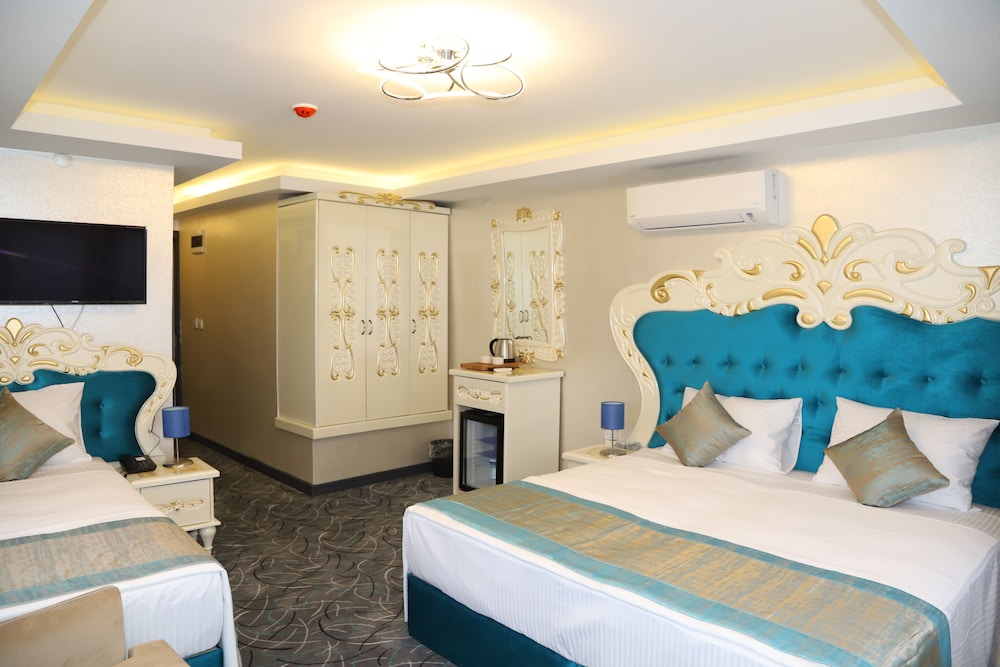 

Catania - Istanbul - Grand Kavi Hotel