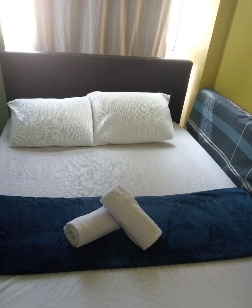 

Roma - Pasay - Chelsea Tower 2