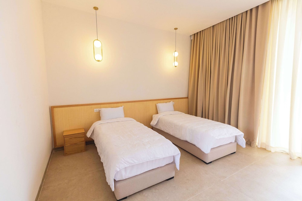 

Roma - Tameslouht - Villa Almaz Marrakech – Palais Exclusif avec Piscine, Spa et Sauna