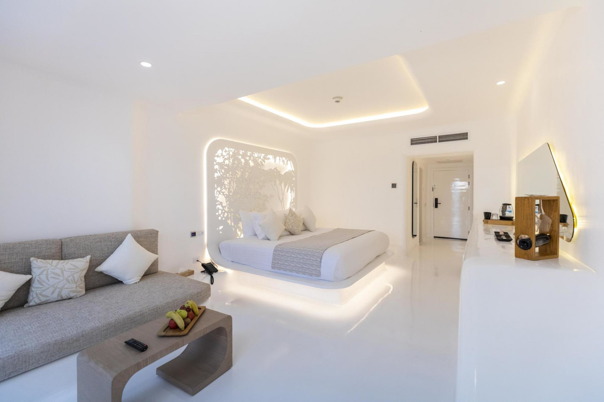 Gypster room with jacuzzi- double