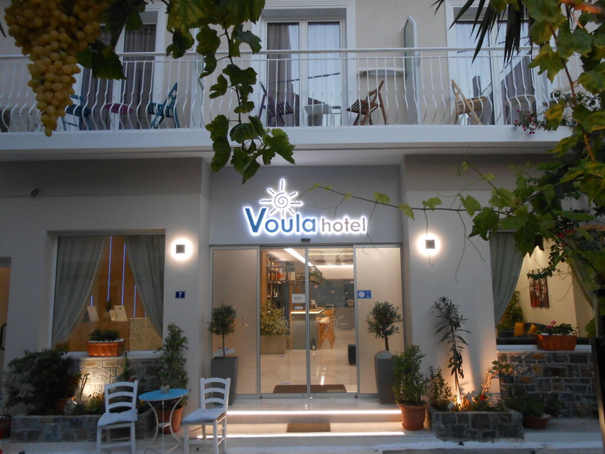 

Bologna - Kato Gouves - Voula Hotel