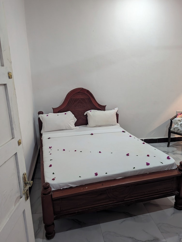 

Palermo - Nungwi, Zanzibar - Kassandra Beach Hotel