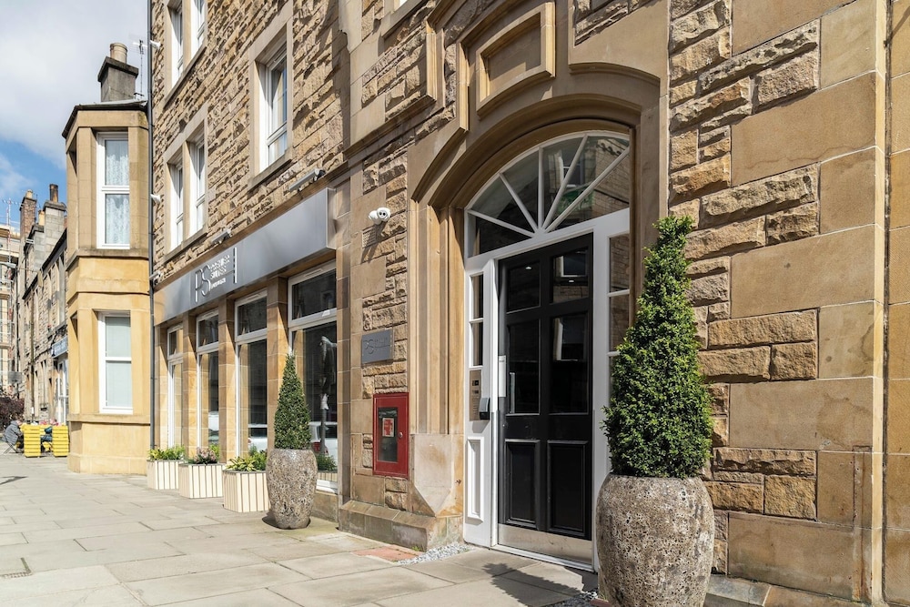 

Bologna - Leith - PREMIER SUITES Edinburgh Fountain Court