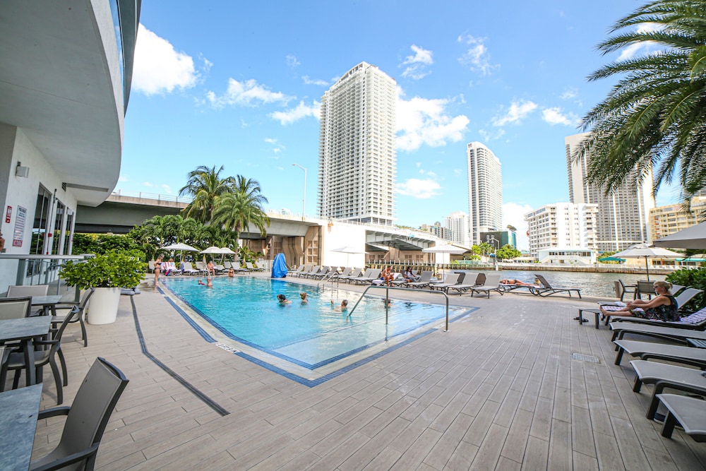 Beachwalk Resort