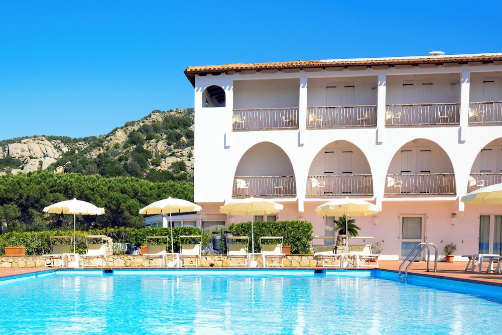 

Palermo - Sardegna Est - Olbia, Costa Smeralda, San Teodoro, Mare Italia - HOTIDAY Room Collection - Baja Sardinia