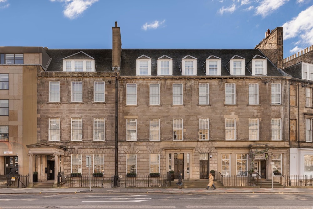 

Milano - Edimburgo - Heeton Concept Aparthotel Edinburgh Queen Street
