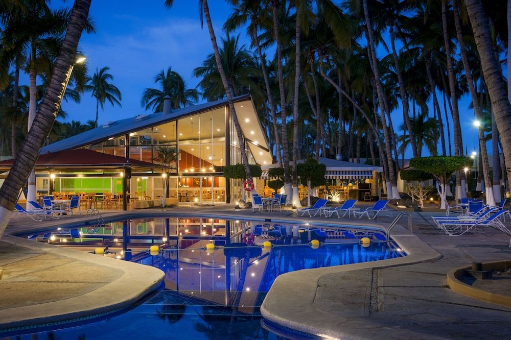 

Milano - La Paz - Araiza Palmira Hotel y Centro de Convenciones