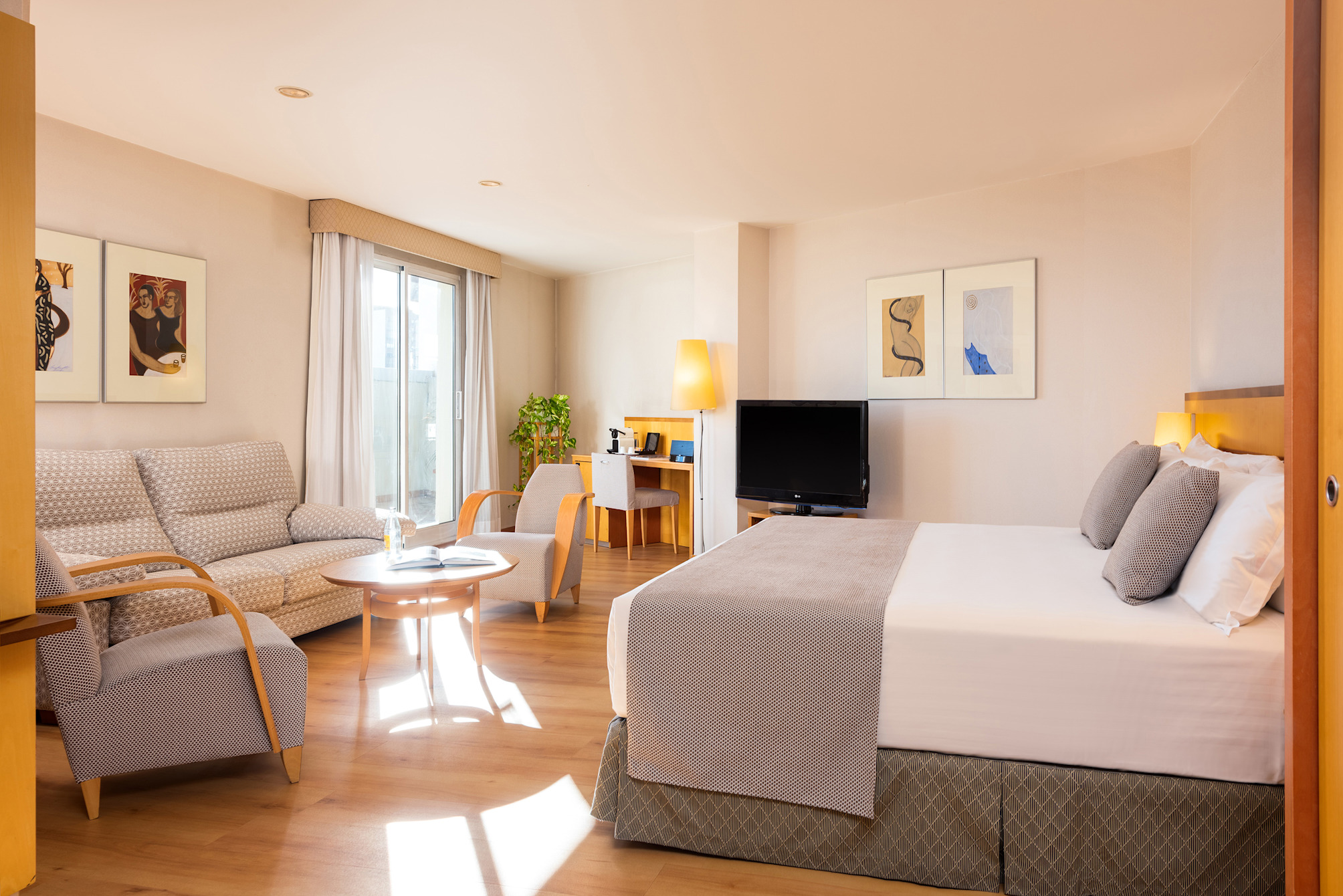 Suite, junior