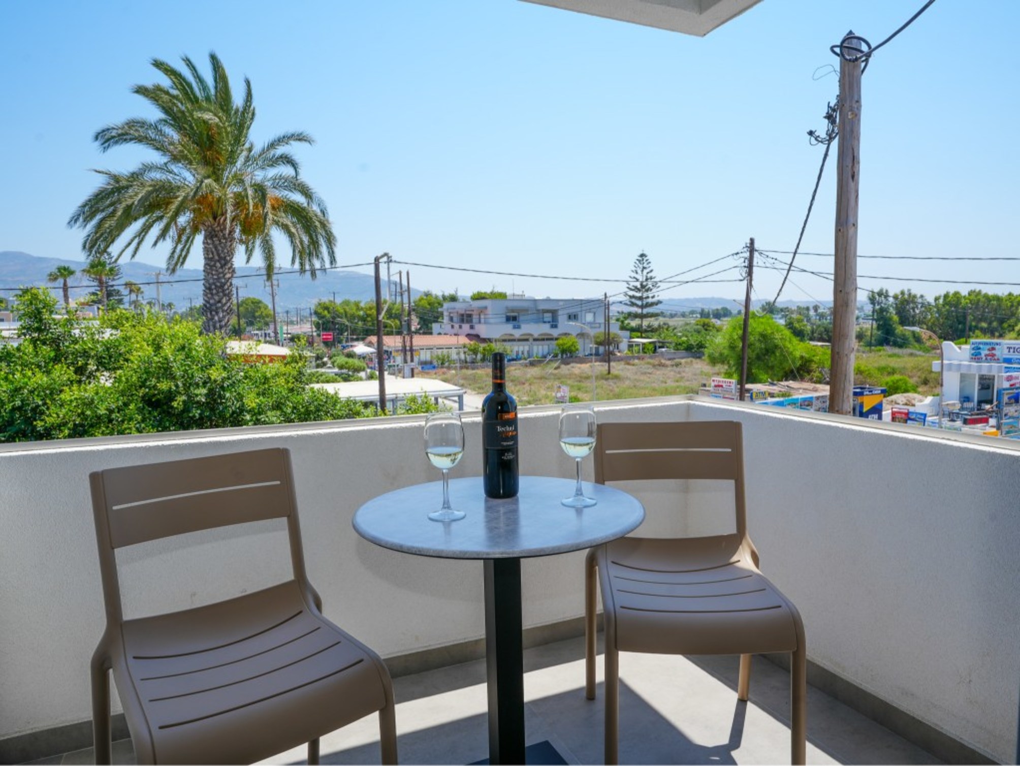 Deluxe Double Room with Inland View