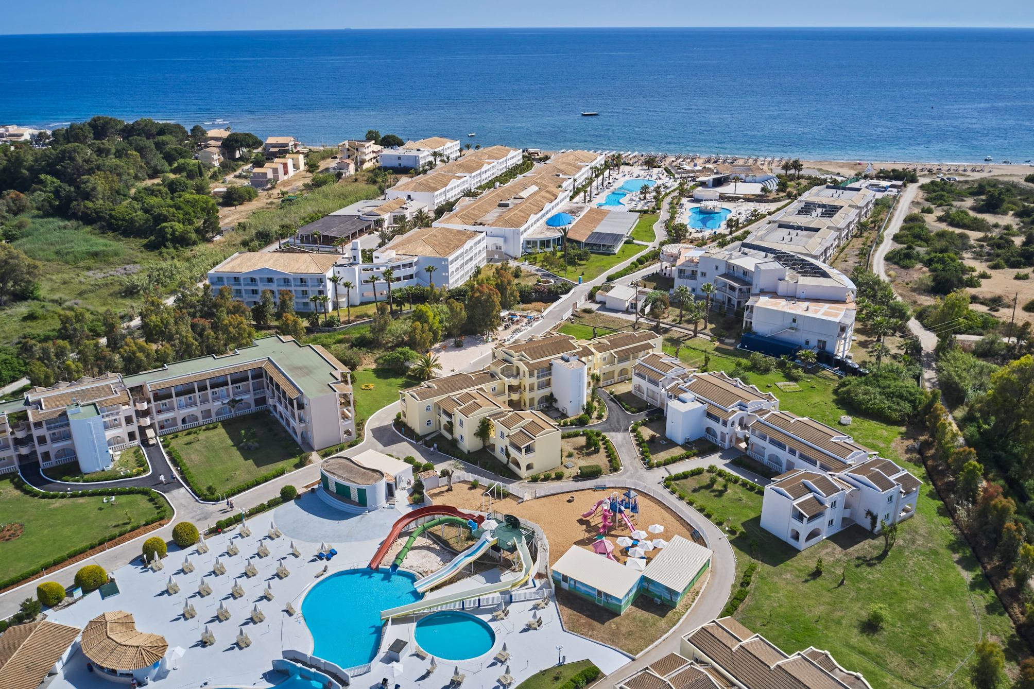 

Trieste - Moraḯtika - Sandy Beach Resort