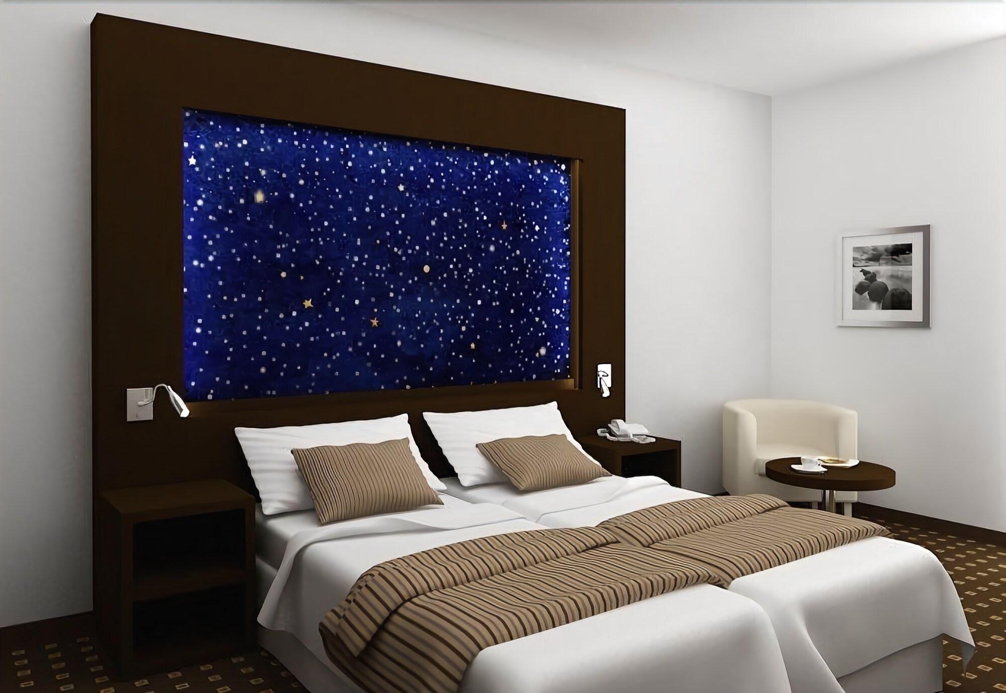 

Milano - Alti Pirenei - Hautes-Pyrénées, Francia - Hôtel Stella
