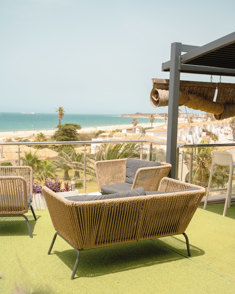 

Bologna - Chiclana de la Frontera - Hotel Boutique Aroma de Mar