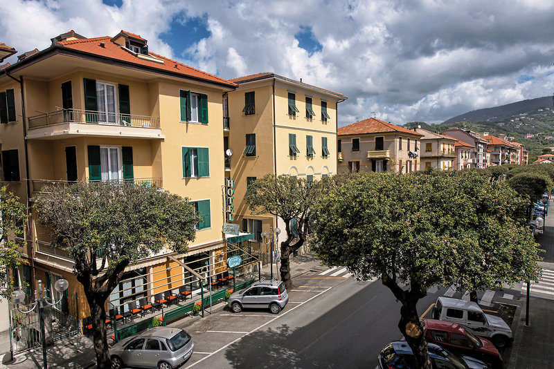

Milano - Sestri Levante - Hotel Bristol