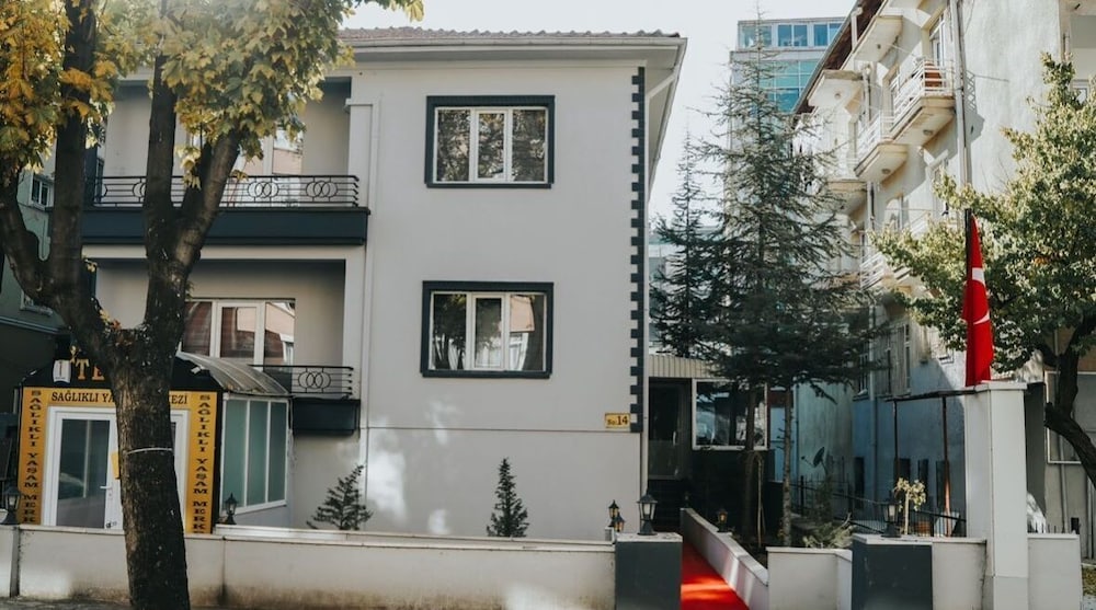 

Milano - Ankara - ÇANKAYA BOUTiQUE HOTEL