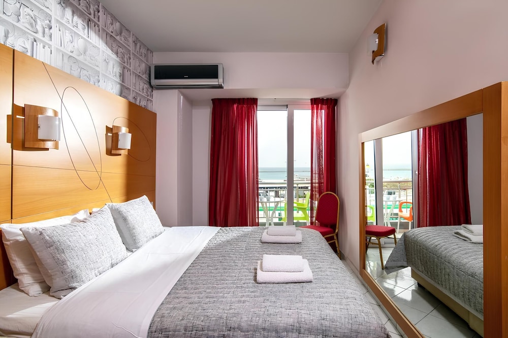 

Lamezia Terme - Heraklion - City Life Port Hotel