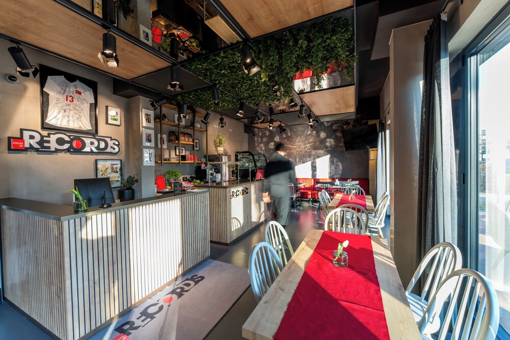 

Bari - Monaco di Baviera - House of Records