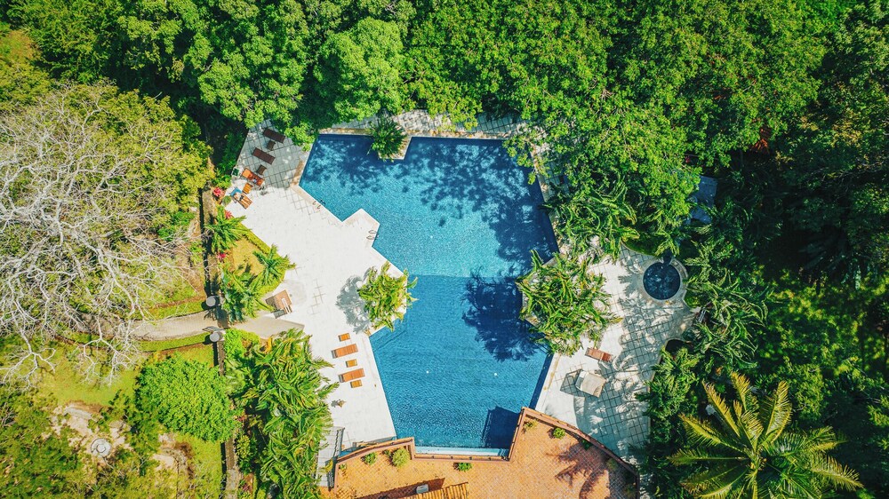 

Roma - Panamá - Papagayo Golden Palms Beachfront Hotel