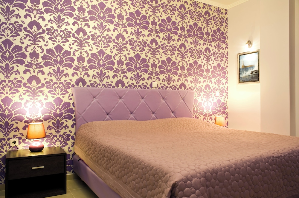 

Venezia - Soúda - Areti Suites
