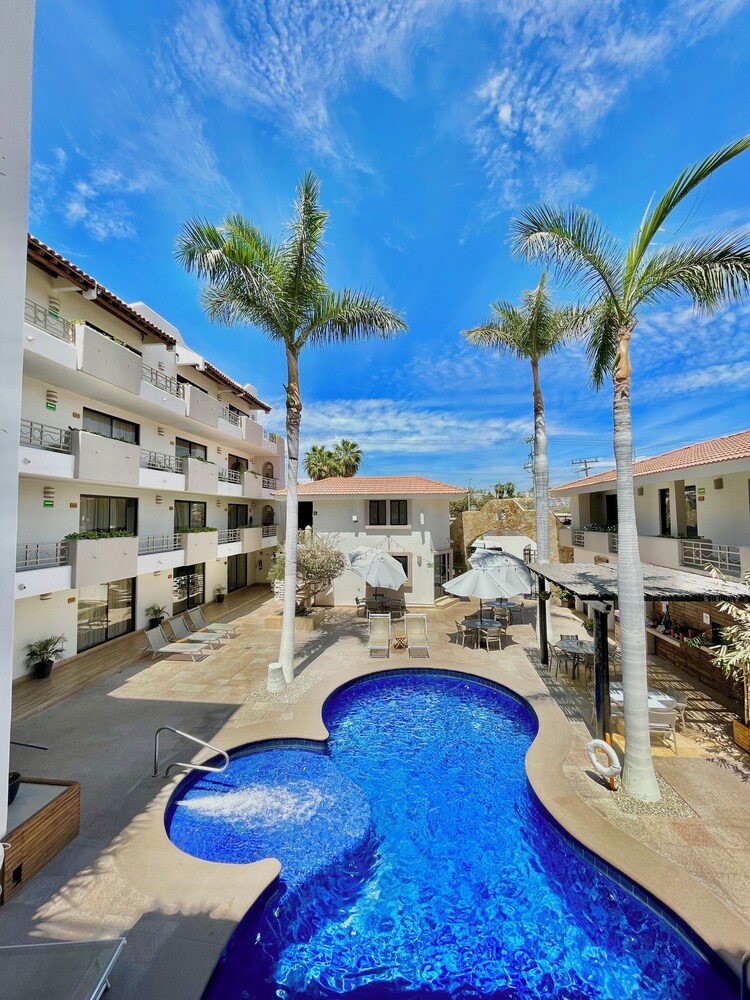 

Milano - Cabo San Lucas - Hotel Santa Fe Los Cabos by Villa Group