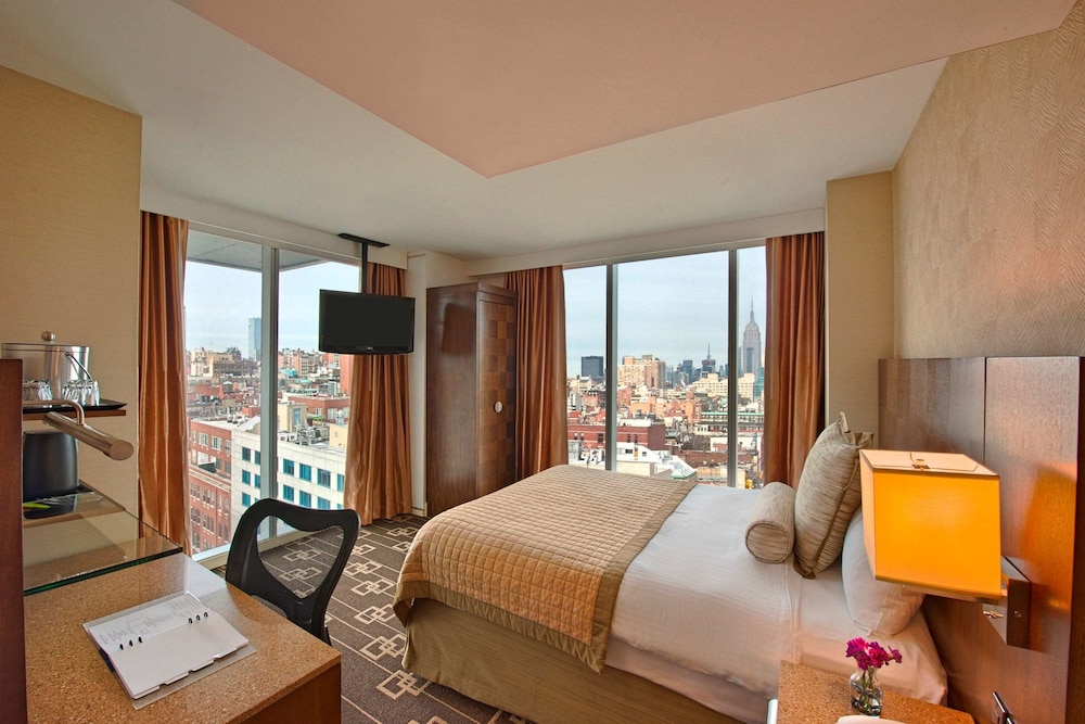 

Verona - Brooklyn (NY) - Wyndham Garden Chinatown