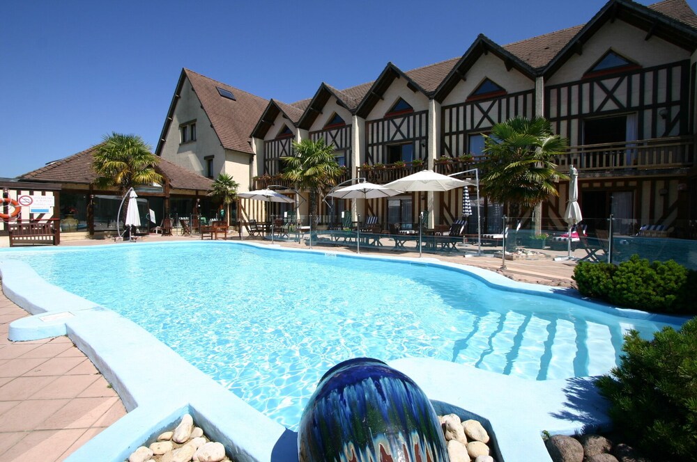 

Milano - Normandia - Logis Le Clos Deauville Saint Gatien