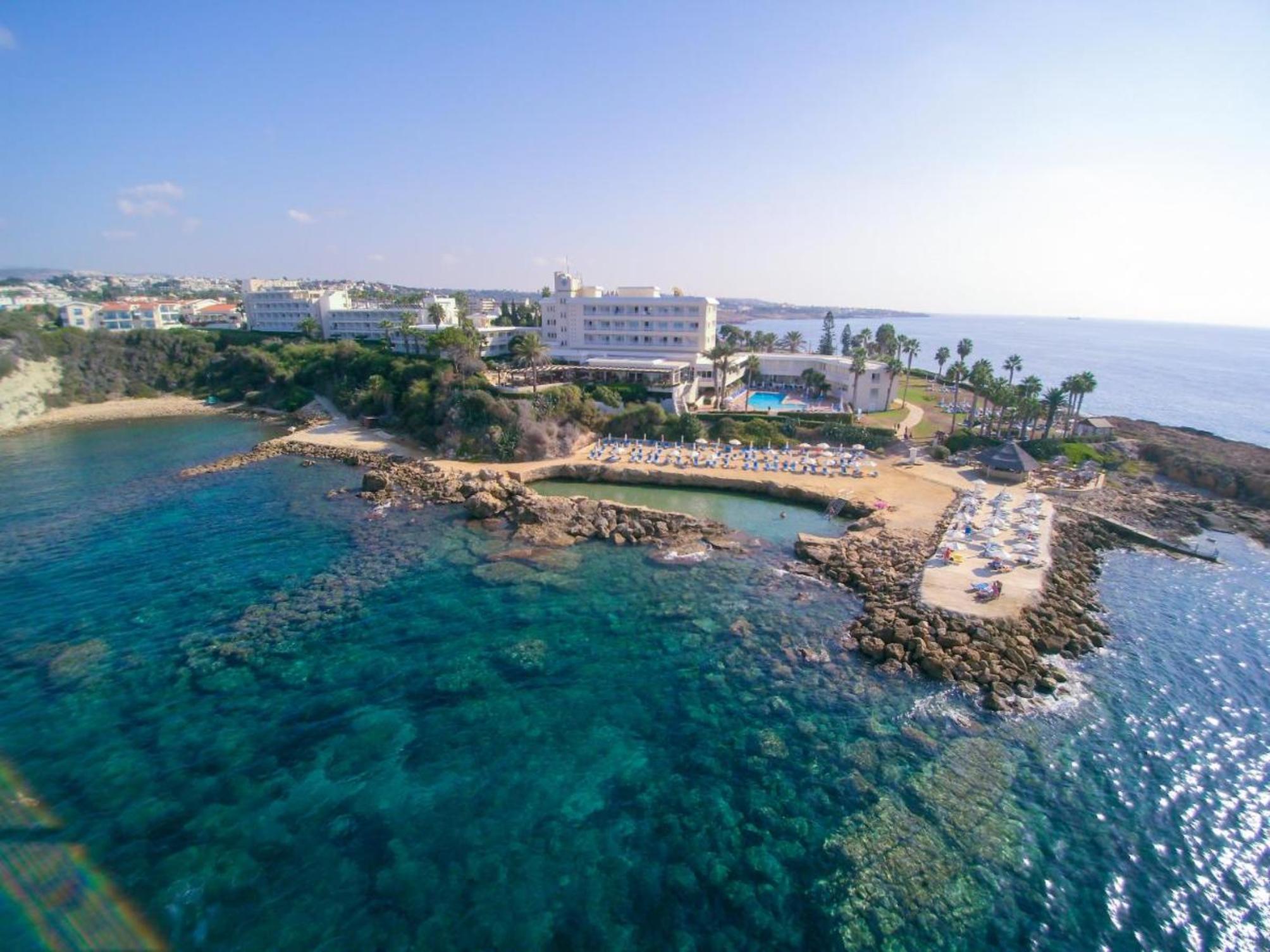 

Napoli - Paphos - Cynthiana Beach Hotel