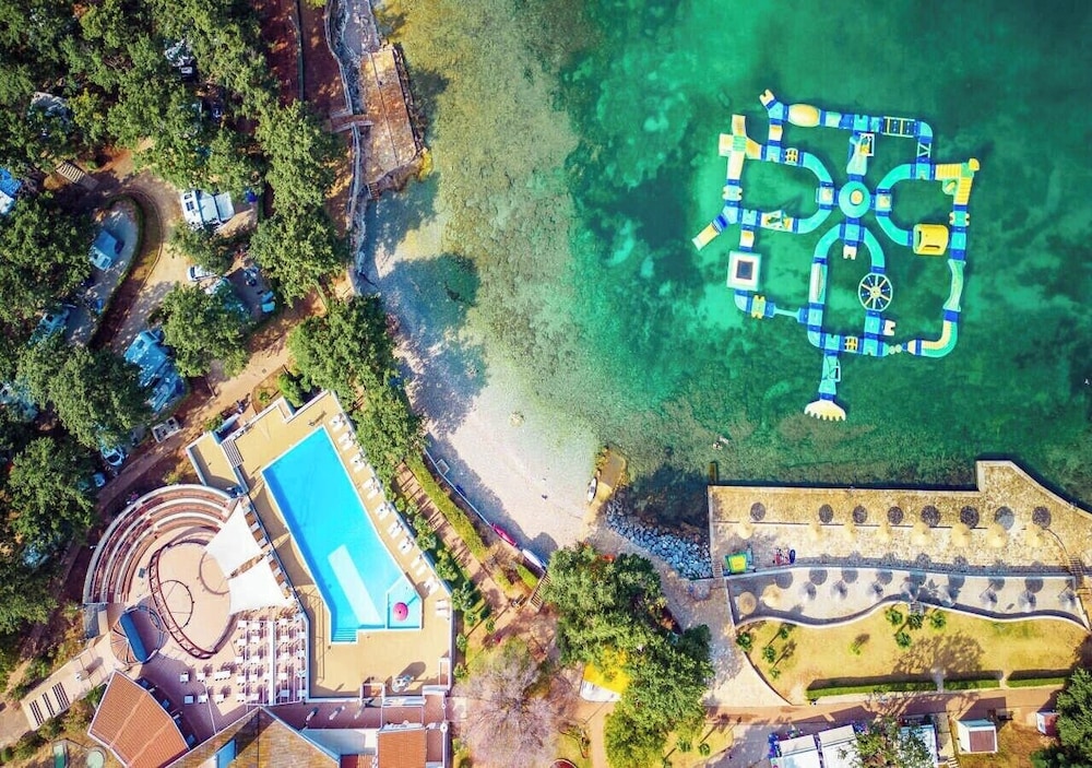 

Milano - Fontane - Camping Bijela Uvala - Eurocamp