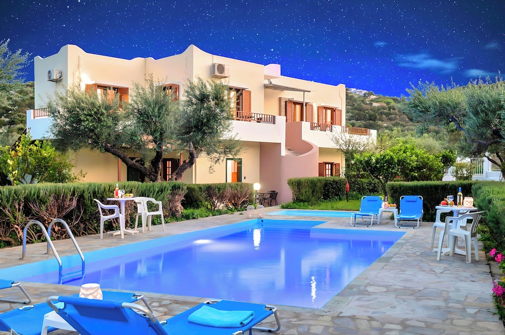 

Torino - Agios Nikolaos, Creta - Plaisir Beachside Apts