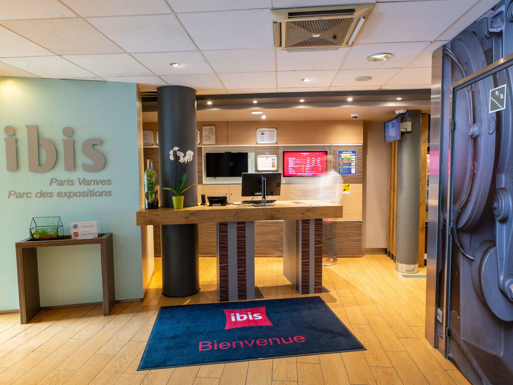 

Roma - Issy-les-Moulineaux - ibis Paris Vanves Parc des Expositions