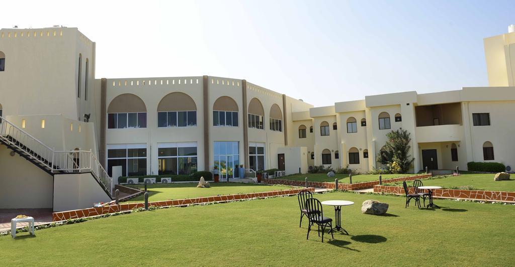

Roma - Sur - Resort Sur Beach Holiday