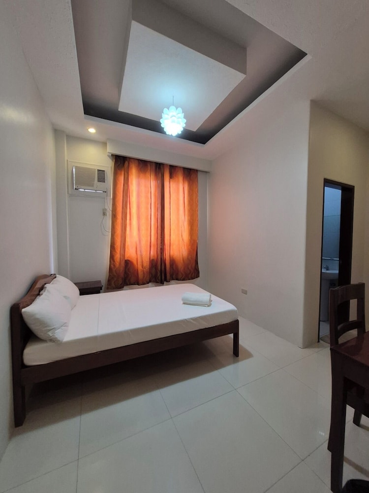 

Roma - Puerto Princesa - Miss Sophie's Philippines
