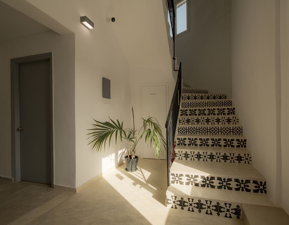 

Genova - Moraḯtika - Olive Grove Suites Boutique Hotel
