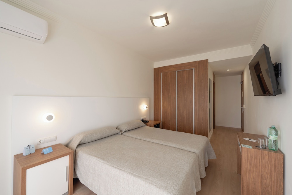 

Lamezia Terme - Gandia - Hotel RH Riviera - Adults Only