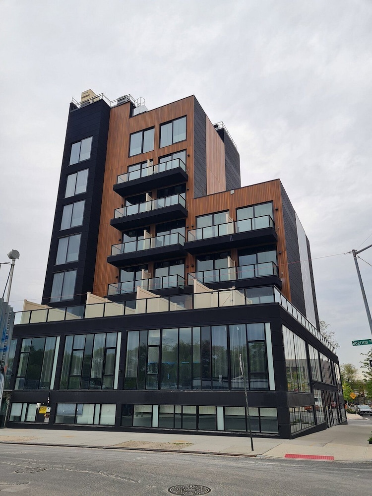 

Bari - Brooklyn (NY) - Nova Hotel Brooklyn