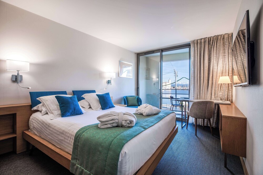 Best Western Premier Hôtel du Vieux – Port