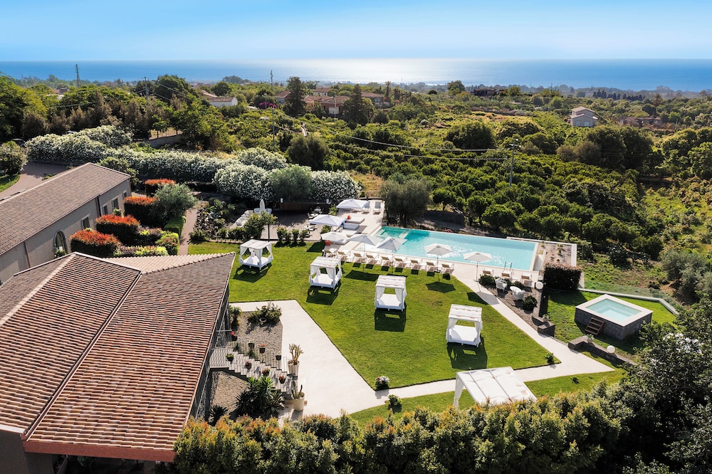 

Ancona - Acireale - Kepos Etna Relais & Exclusive Spa