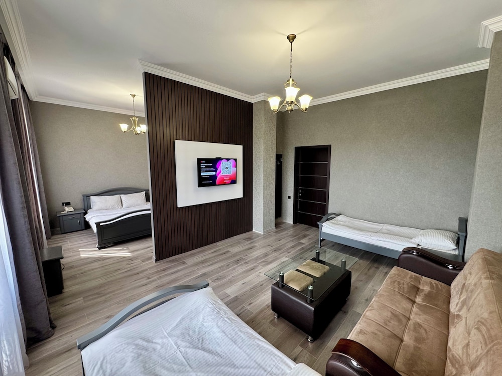 

Milano - Yerevan - Capital Hotel