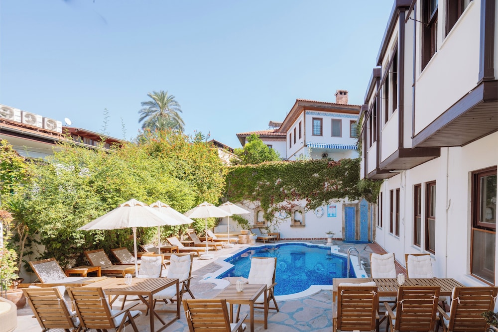 

Milano - Antalya - Aspen Hotel Kaleiçi