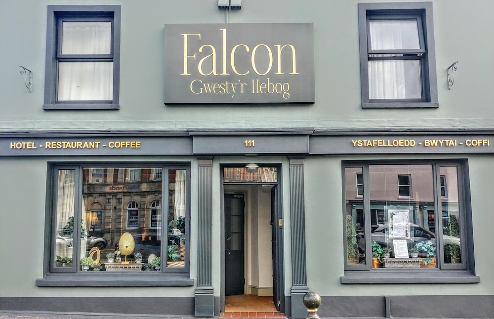 Carmarthen - Falcon Hotel